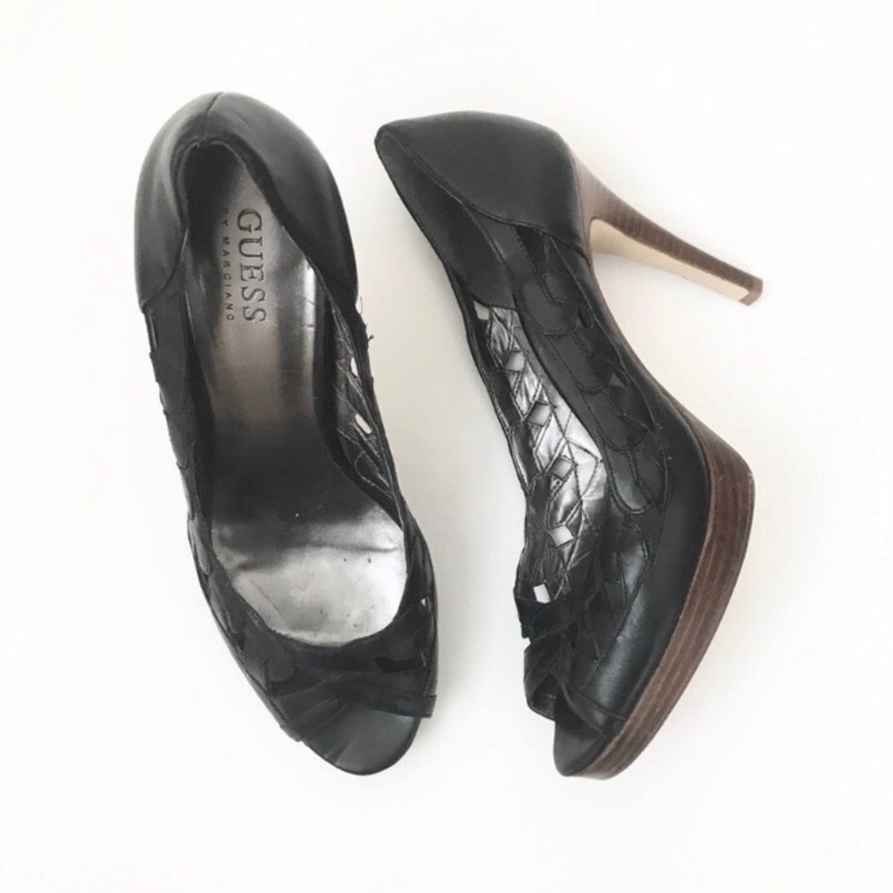 Guess ** black leather stacked wood heels